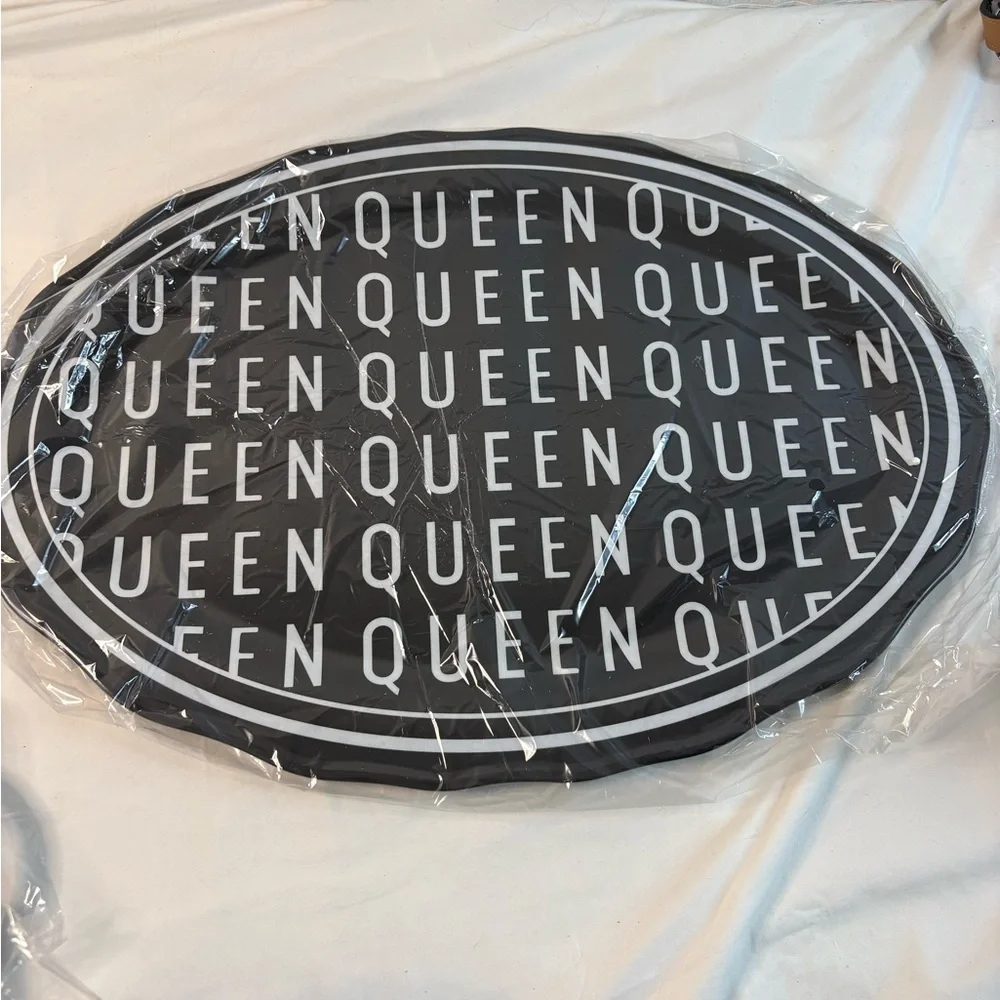 Sassy Jones Black and White Melamine Serving Set - Picture 3 of 8